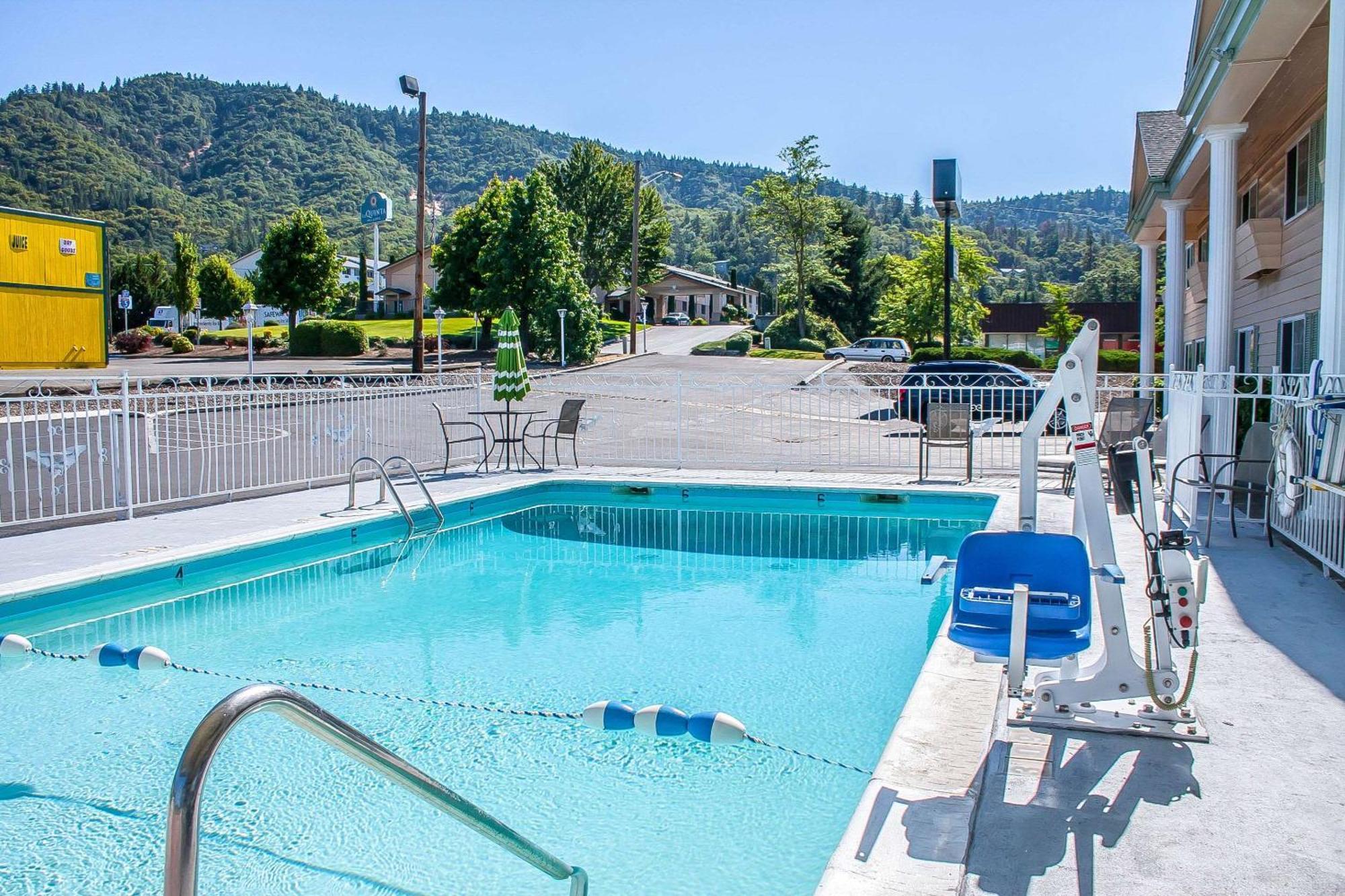 Quality Inn Grants Pass Esterno foto